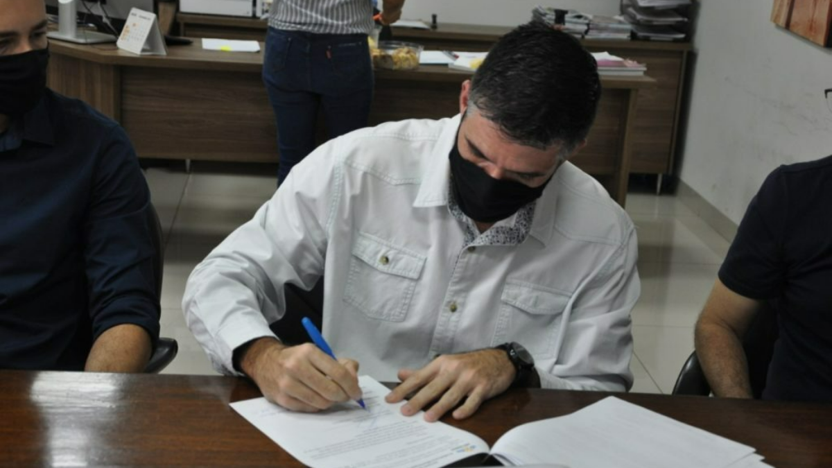 AMAE fecha convênio com Prefeitura de São Simão