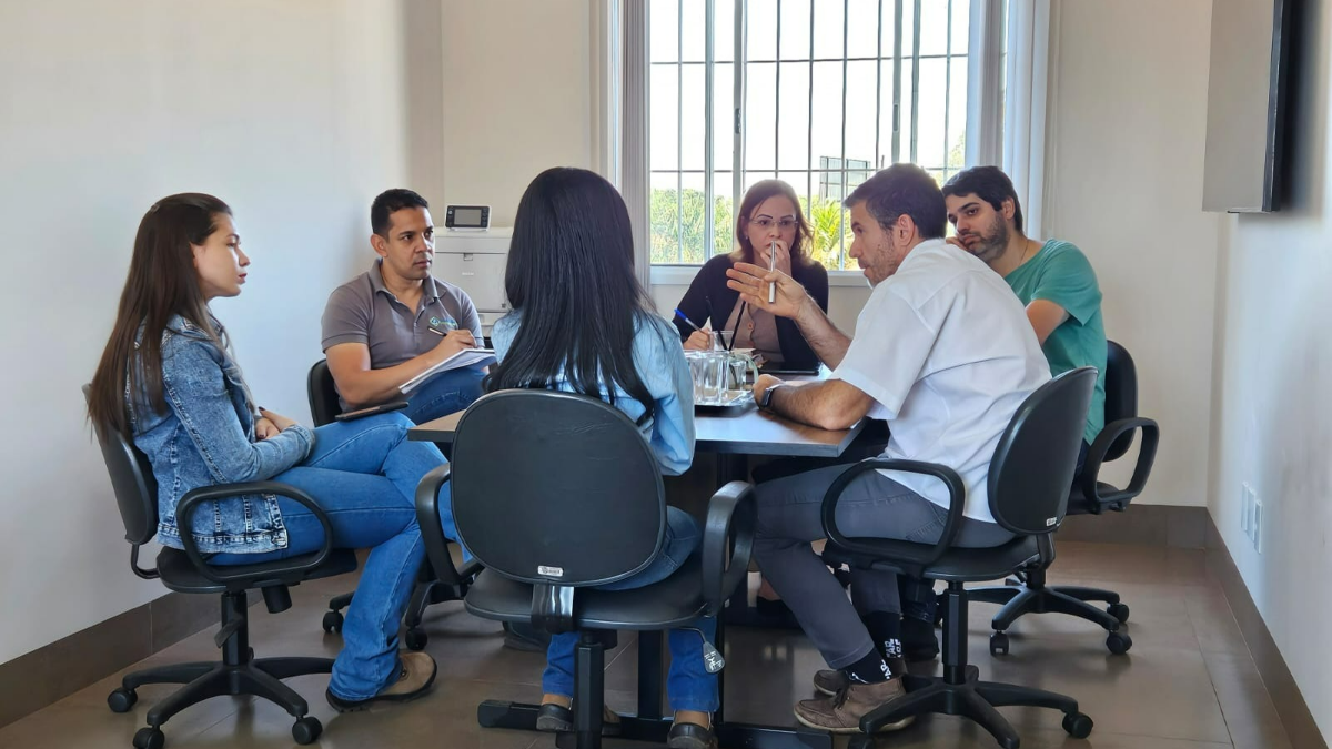 AMAE recebe representantes da BRK