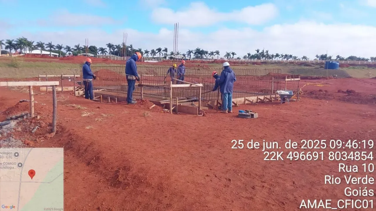 Fiscais acompanham andamento das obras da ETA Rio Verdinho