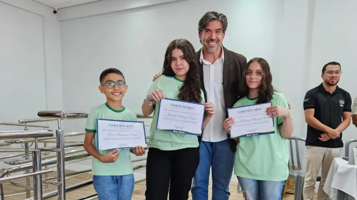 Premiação do 1º Concurso de Redação ‘Gota a Gota, Letra a Letra: Escrevendo o Futuro com Saneamento’