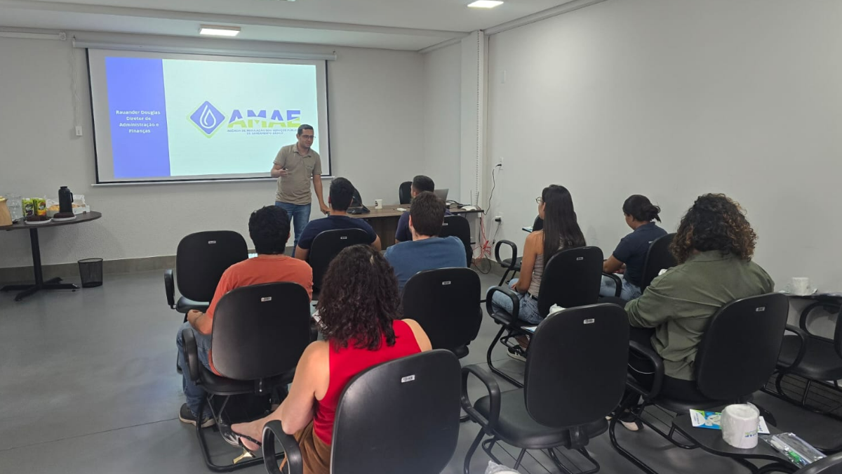 AMAE recebe alunos do IF Goiano